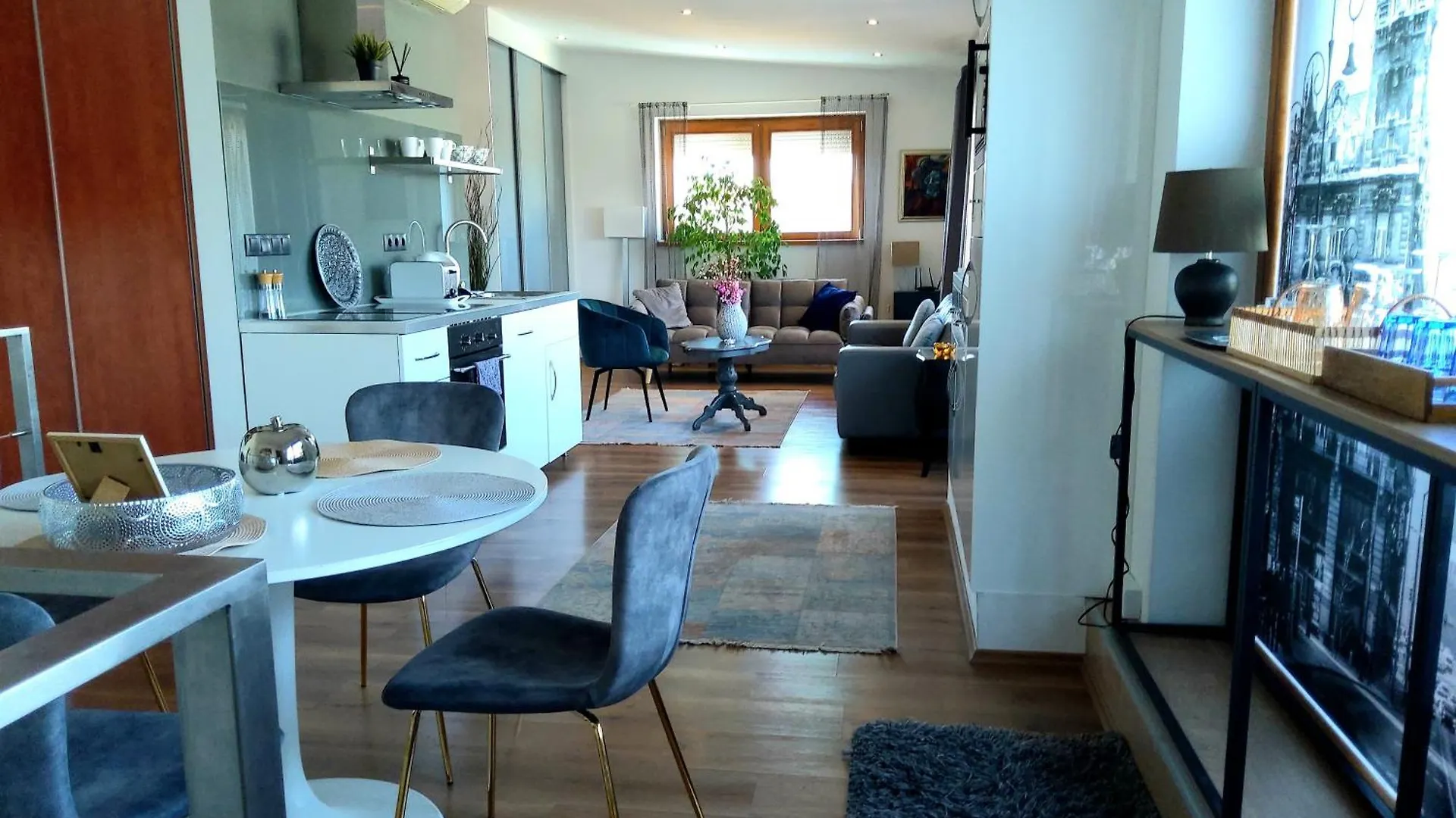 Bp Central Home Budapest 0*,  Hungary
